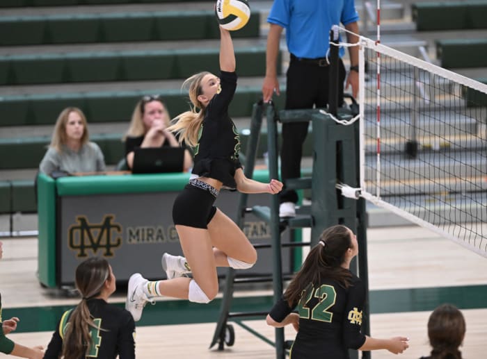Mira Costa vs Lakewood CIF Southern Section D1 Playoffs Photo-Heston Quan27